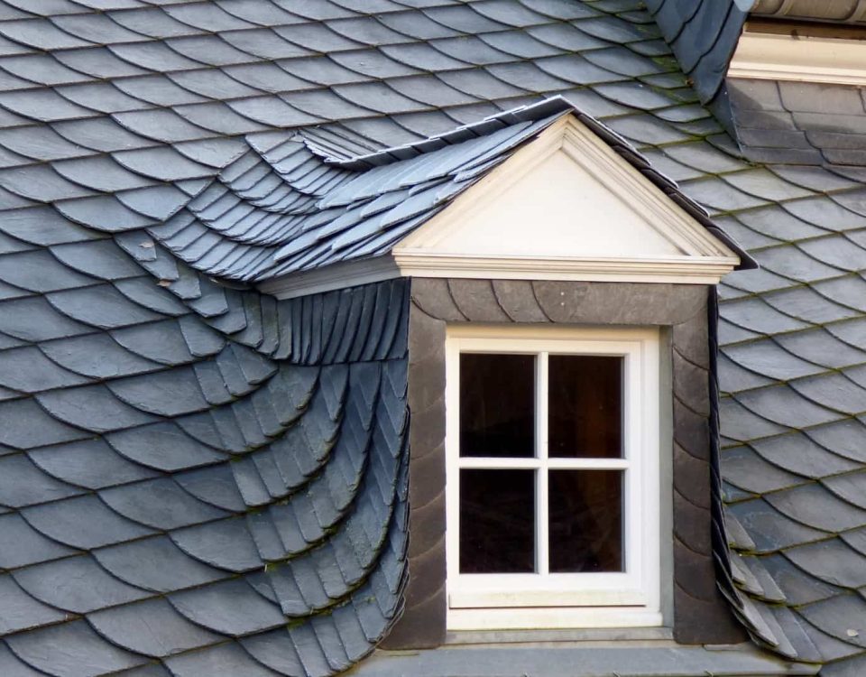 Modernes Hausdach Vorteile durch Innung Dachdecker Wuppertal Solingen